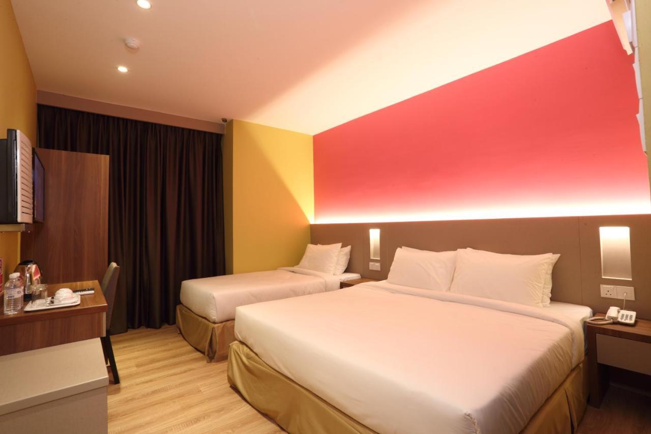 Capital O 9010 Yee Hotel Johor Bahru Luaran gambar